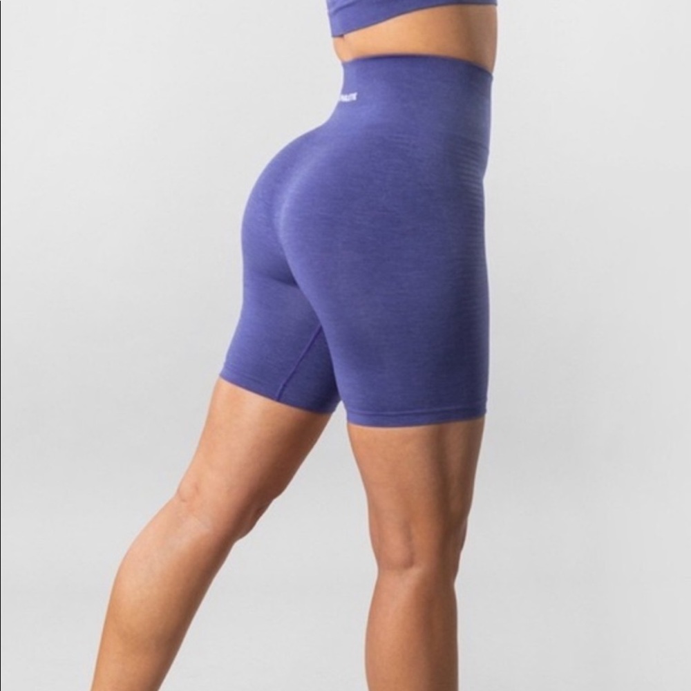 Alphalete Seamless Biker Shorts: Comet